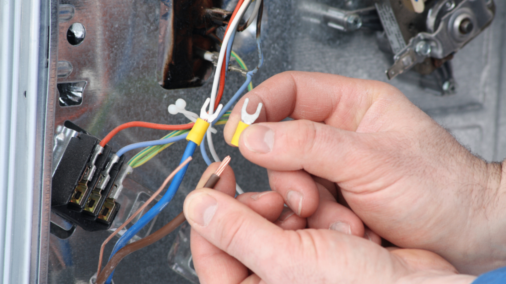Emergency fault-finding on electrical wiring in Crewe